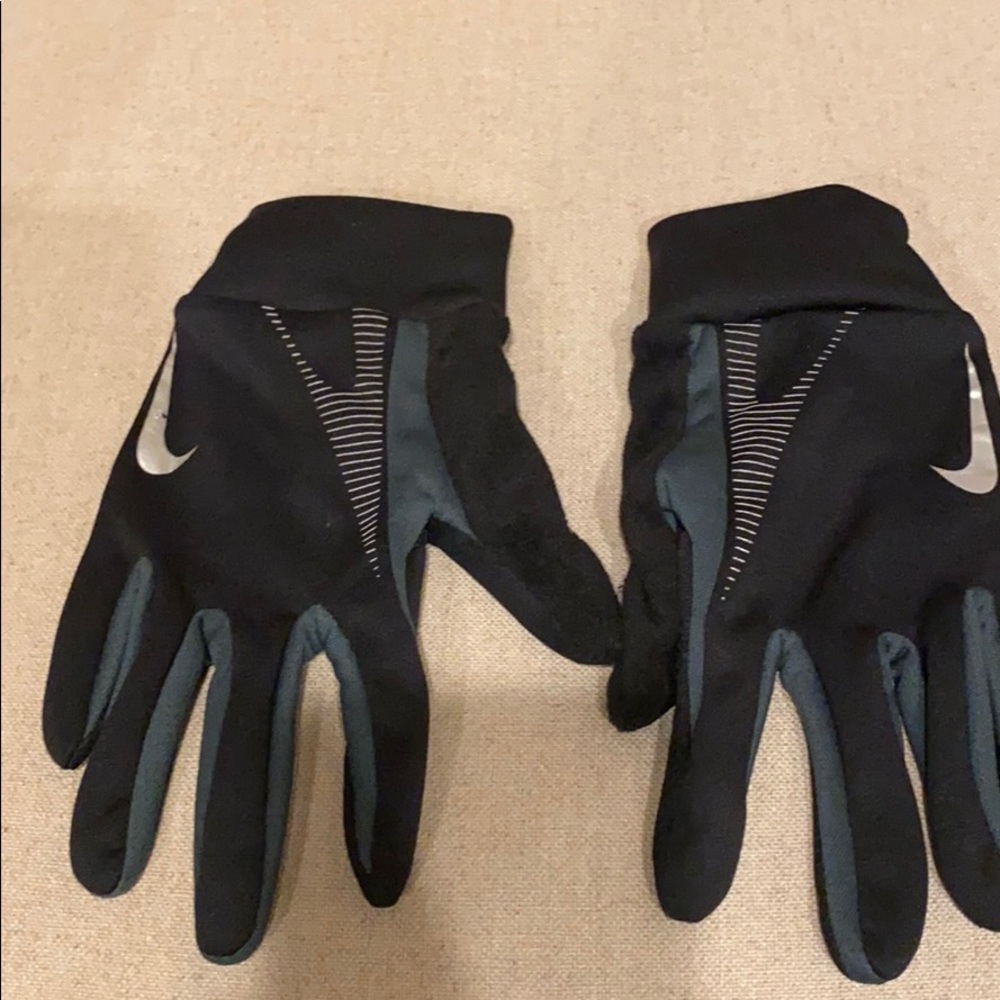 Nike Gloves